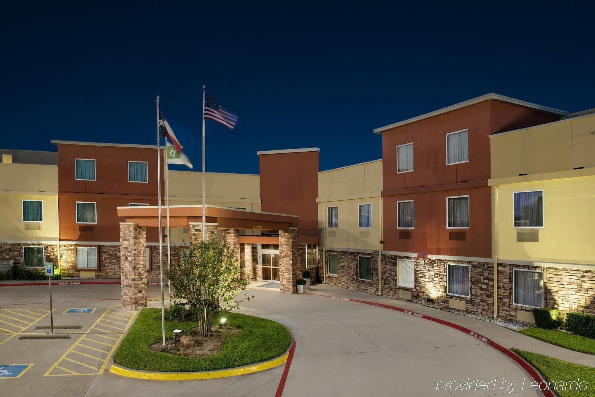 Four Points By Sheraton Dallas Arlington Entertainment District Exterior photo